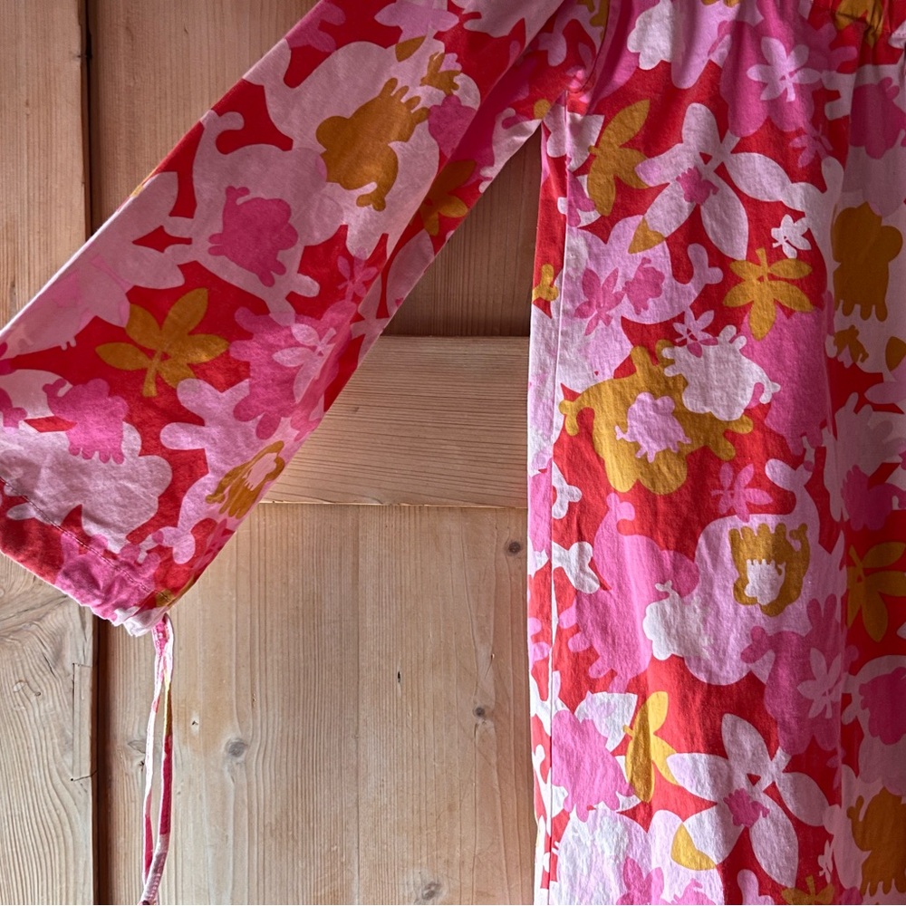 ๐ Fun pink--patterned mini dress. P/S ๐ - Picture 2 of 3